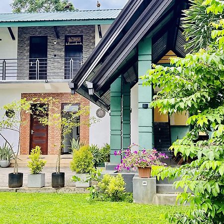 Aura Villa Polonnaruwa Exteriör bild