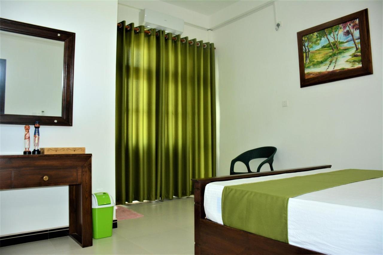 Aura Villa Polonnaruwa Exteriör bild