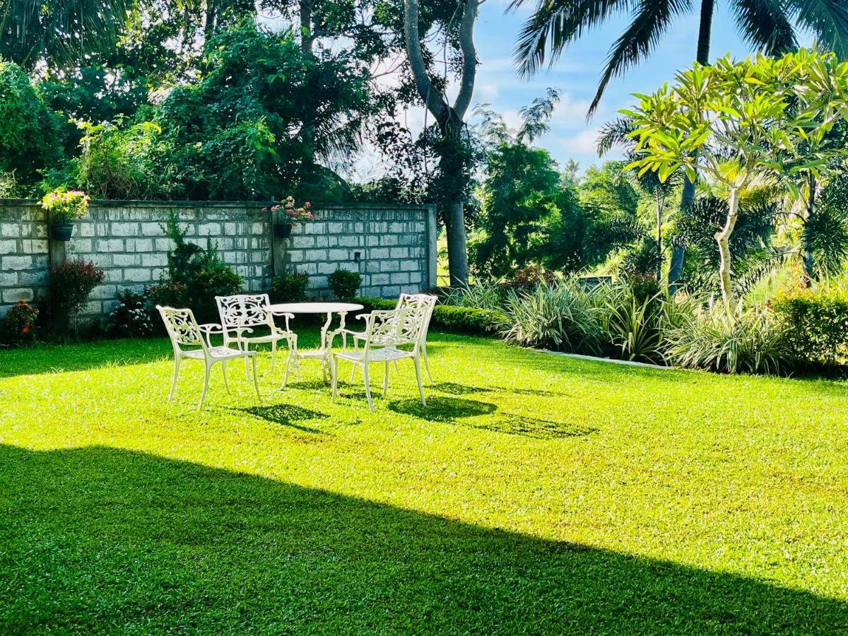Aura Villa Polonnaruwa Exteriör bild