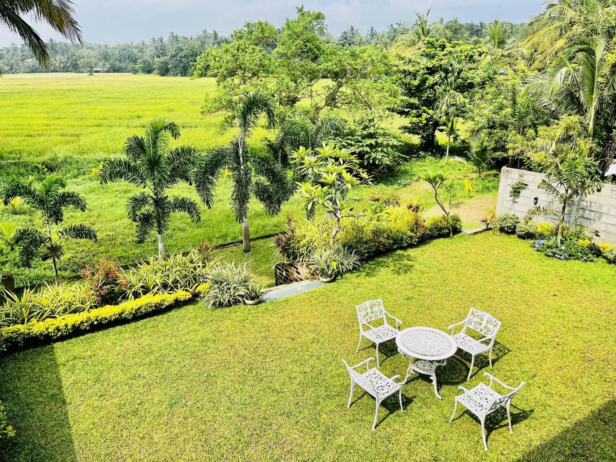 Aura Villa Polonnaruwa Exteriör bild